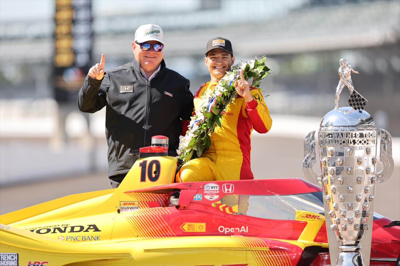 Ganassi slams Palou-to-Red Bull rumors: ‘Just a clickbait story’