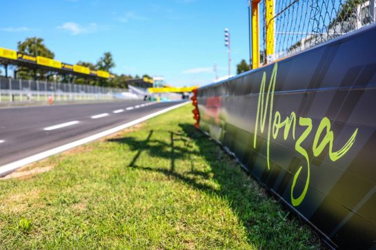 Track Atmosphere 
04.09.2025. Formula 1 World Championship, Rd 16, Italian Grand Prix, Monza, Italy, Preparation Day.
- www.xpbimages.com, EMail: requests@xpbimages.com &copy; Copyright: Charniaux / XPB Images