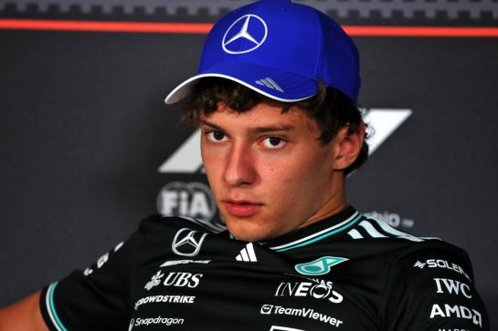 Andrea Kimi Antonelli (ITA) Mercedes AMG F1 in the FIA Press Conference.
18.09.2025. Formula 1 World Championship, Rd 17, Azerbaijan Grand Prix, Baku Street Circuit, Azerbaijan, Preparation Day.
 - www.xpbimages.com, EMail: requests@xpbimages.com &copy; Copyright: Rew / XPB Images