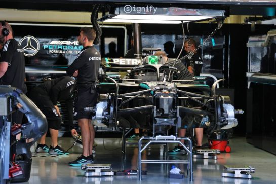 Mercedes AMG F1 W16 being prepared in the pit garage.
23.10.2025. Formula 1 World Championship, Rd 20, Mexican Grand Prix, Mexico City, Mexico, Preparation Day.
- www.xpbimages.com, EMail: requests@xpbimages.com © Copyright: Moy / XPB Images