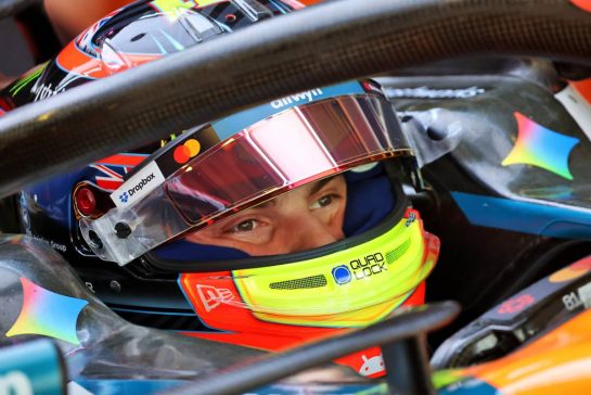 Oscar Piastri (AUS) McLaren MCL39.
24.10.2025. Formula 1 World Championship, Rd 20, Mexican Grand Prix, Mexico City, Mexico, Practice Day.
- www.xpbimages.com, EMail: requests@xpbimages.com &copy; Copyright: Batchelor / XPB Images