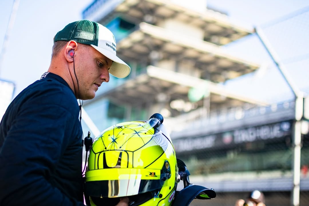 Schumacher enjoys first IndyCar laps, eyes future in America