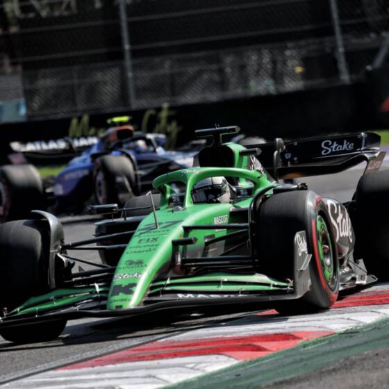 Hulkenberg donates Mexico City GP helmet to charity auction