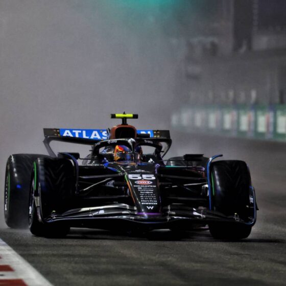 Rain man Sainz hoping for wet race after dazzling Vegas qualifying