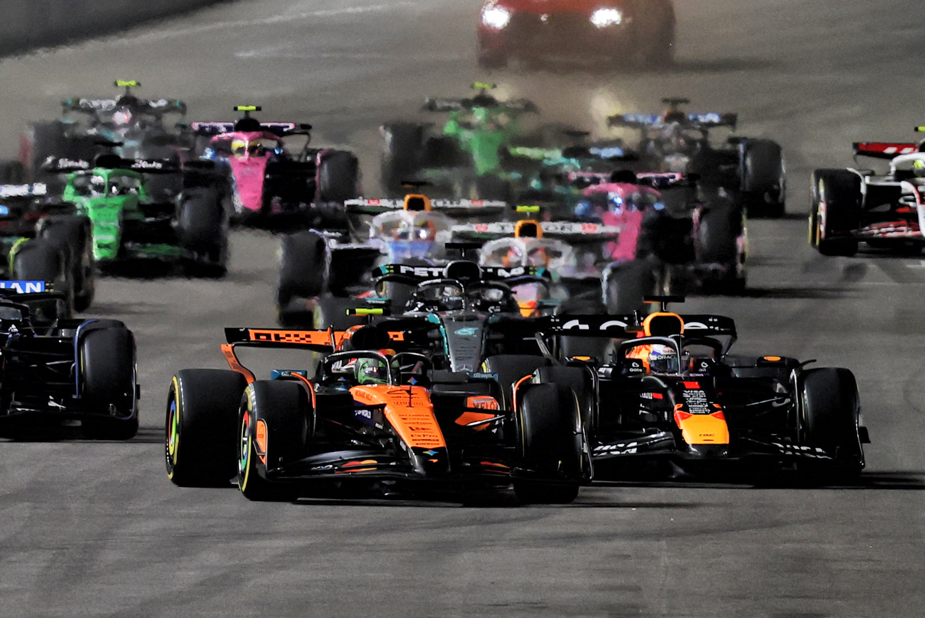 Norris admits Turn 1 fail at Las Vegas GP ‘pretty embarrassing’