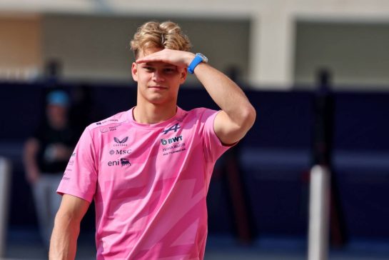 Paul Aron (EST) Alpine F1 Team Reserve Driver.
04.12.2025. Formula 1 World Championship, Rd 24, Abu Dhabi Grand Prix, Yas Marina Circuit, Abu Dhabi, Preparation Day.
- www.xpbimages.com, EMail: requests@xpbimages.com &copy; Copyright: Bearne / XPB Images