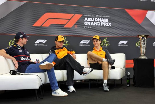 (L to R): Max Verstappen (NLD) Red Bull Racing; Lando Norris (GBR) McLaren; and Oscar Piastri (AUS) McLaren, in the FIA Press Conference.
04.12.2025. Formula 1 World Championship, Rd 24, Abu Dhabi Grand Prix, Yas Marina Circuit, Abu Dhabi, Preparation Day.
- www.xpbimages.com, EMail: requests@xpbimages.com &copy; Copyright: Bearne / XPB Images