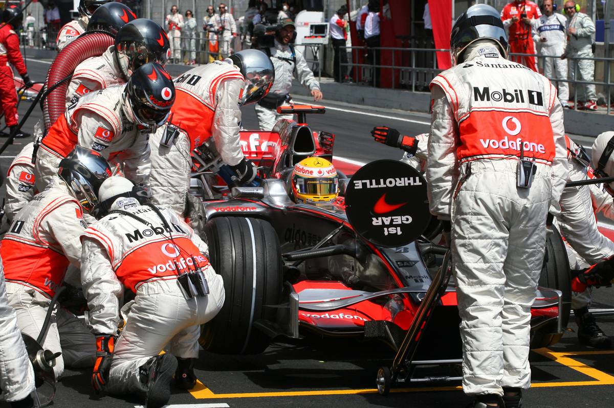 Brown floats ‘cool’ idea to add ‘another dimension’ to F1