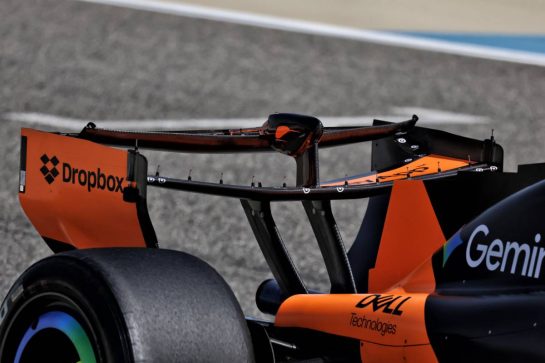 Oscar Piastri (AUS) McLaren F1 Team MCL40 - rear wing.
11.02.2026. Formula 1 Testing, Bahrain Test One, Sakhir, Bahrain, Day One.
- www.xpbimages.com, EMail: requests@xpbimages.com © Copyright: Moy / XPB Images