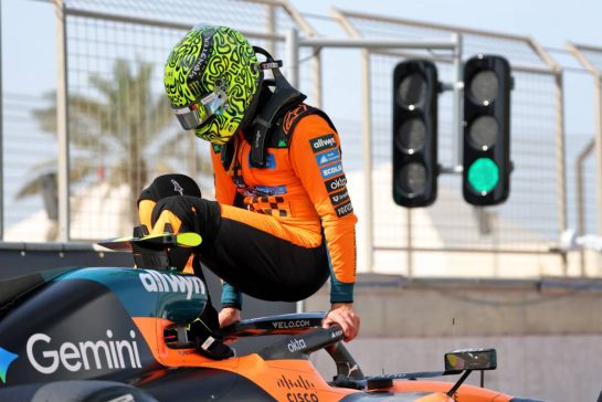 Lando Norris (GBR) McLaren F1 Team MCL40 stopped at the end of the pit lane.
12.02.2026. Formula 1 Testing, Bahrain Test One, Sakhir, Bahrain, Day Two.
 - www.xpbimages.com, EMail: requests@xpbimages.com &copy; Copyright: Coates / XPB Images