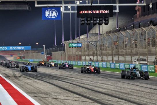 George Russell (GBR) Mercedes AMG Formula One Team W17 - start practice.
20.02.2026. Formula 1 Testing, Bahrain Test Two, Sakhir, Bahrain, Day Three.
- www.xpbimages.com, EMail: requests@xpbimages.com &copy; Copyright: Batchelor / XPB Images