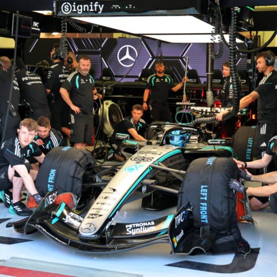 Mercedes ‘oozing confidence’ but reliability in question – Palmer