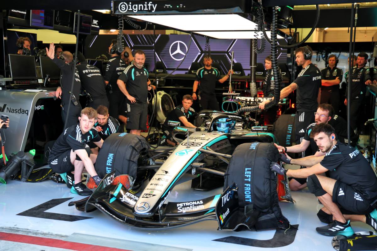 Mercedes ‘oozing confidence’ but reliability in question – Palmer