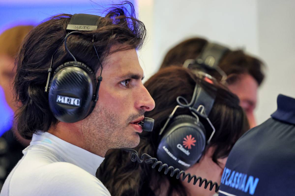 Sainz urges open-mindedness on rules, Verstappen says ‘too late’