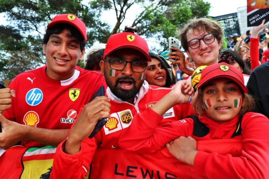 Circuit atmosphere - Scuderia Ferrari fans.
05.03.2026. Formula 1 World Championship, Rd 1, Australian Grand Prix, Albert Park, Melbourne, Australia, Preparation Day.
- www.xpbimages.com, EMail: requests@xpbimages.com &copy; Copyright: Bearne / XPB Images