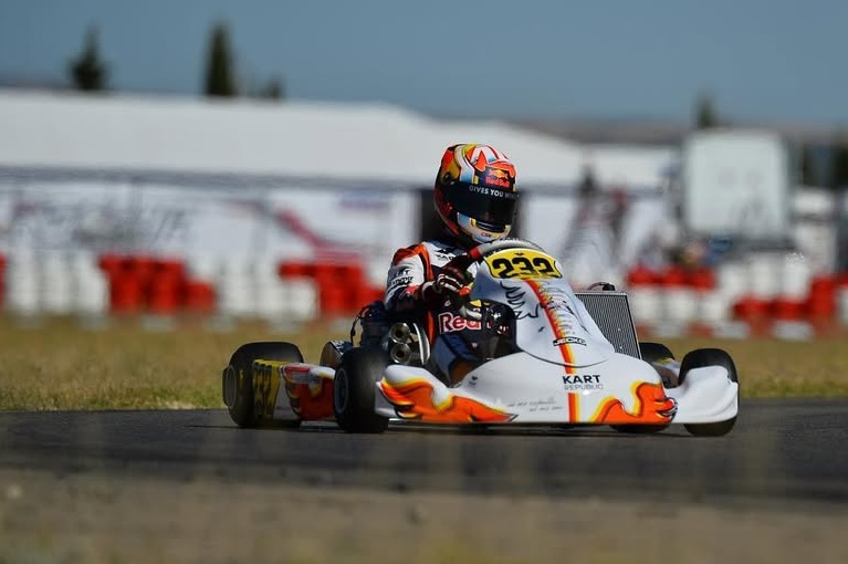 Karting legend manager warns Lindblad: ‘Be political and polite’