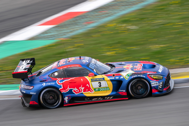 Verstappen sets high bar for grueling Nürburgring 24 Hours debut
