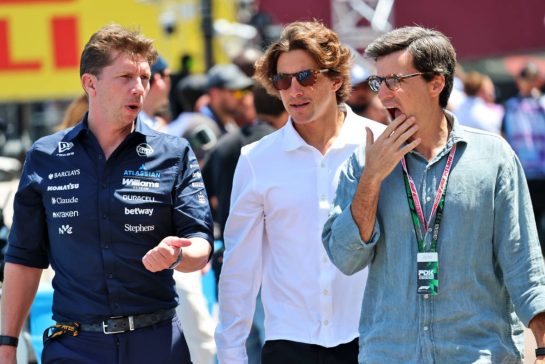 (L to R): James Vowles (GBR) Williams F1 Team, Team Principal with Roberto Mehri (ESP) and Carlos Onoro Sainz (ESP) Driver Manager.
07.06.2026. Formula 1 World Championship, Rd 6, Monaco Grand Prix, Monte Carlo, Monaco, Race Day.
- www.xpbimages.com, EMail: requests@xpbimages.com © Copyright: Batchelor / XPB Images