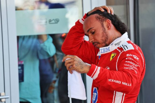Second placed Lewis Hamilton (GBR) Scuderia Ferrari in qualifying parc ferme.
13.06.2026. Formula 1 World Championship, Rd 7, Barcelona-Catalunya Grand Prix, Barcelona, Spain, Qualifying Day.
- www.xpbimages.com, EMail: requests@xpbimages.com © Copyright: Batchelor / XPB Images