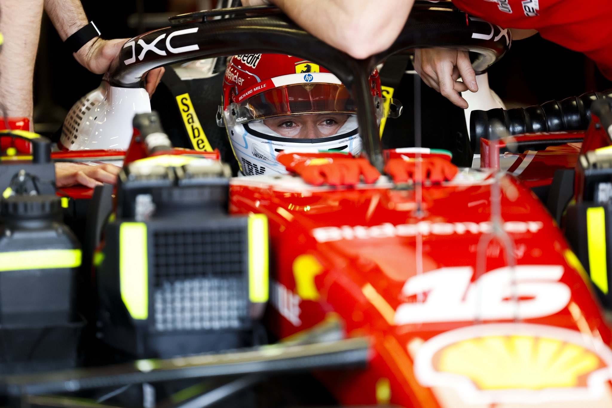Leclerc signs new Ferrari deal ahead of home race in Monaco!