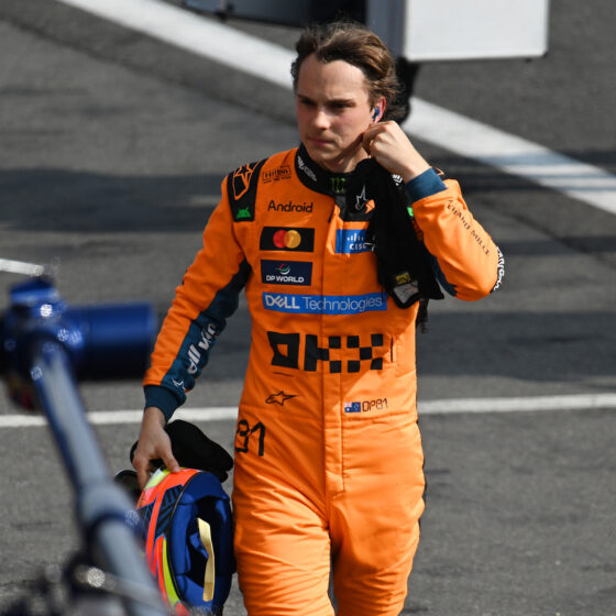 Piastri questions no-action call after Leclerc clash