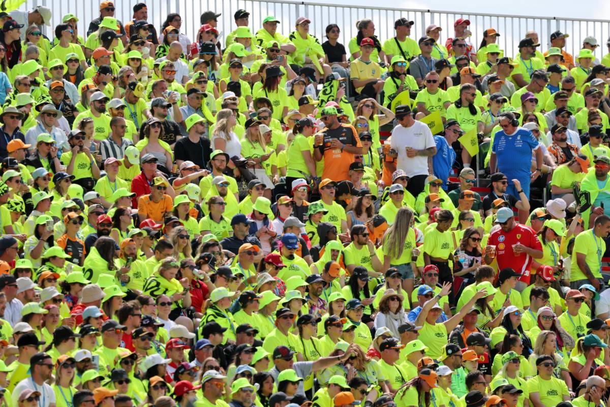‘Red flag it for the fans’: Szafnauer slams FIA’s Silverstone call