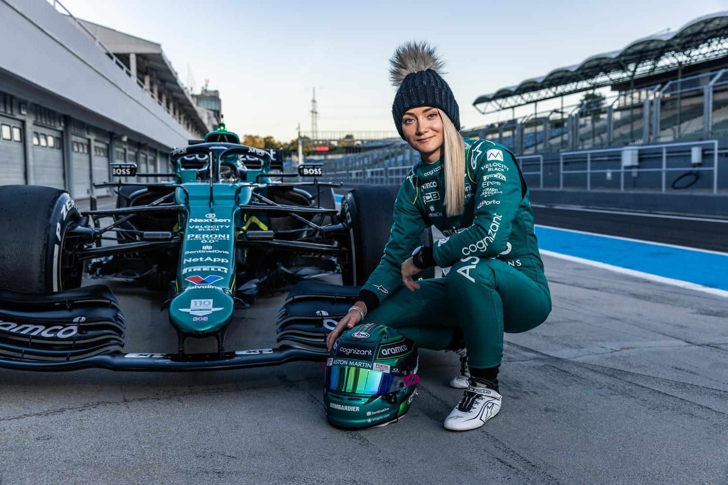 Hawkins predicts a woman will race in F1 ‘within a few years’