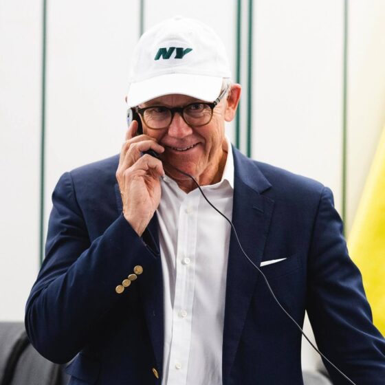 Aston Martin F1 sells minor stake to billionaire Woody Johnson