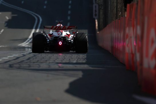 Esteban Ocon (FRA) Haas F1 Team VF-26.
24.09.2026. Formula One World Championship, Rd 15, Azerbaijan Grand Prix, Baku, Azerbaijan, Practice Day.
- www.xpbimages.com, EMail: requests@xpbimages.com &copy; Copyright: Bearne / XPB Images