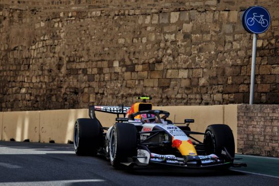 Liam Lawson (NZL) Racing Bulls Formula One Team VCARB 03.
24.09.2026. Formula One World Championship, Rd 15, Azerbaijan Grand Prix, Baku, Azerbaijan, Practice Day.
 - www.xpbimages.com, EMail: requests@xpbimages.com &copy; Copyright:  Rew / XPB Images