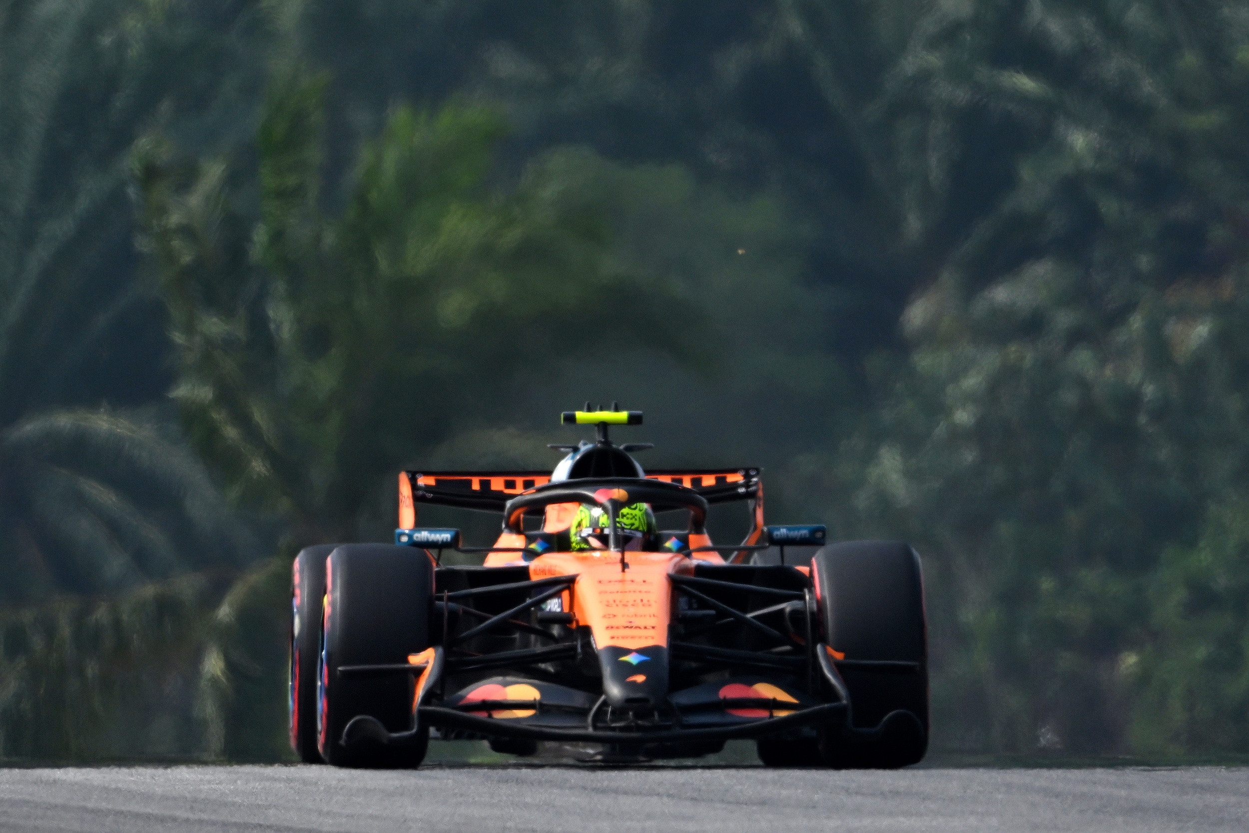 Norris rues McLaren’s Sepang straight-line struggle: ‘It just hurts’