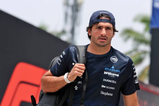 Carlos Sainz (ESP) Williams F1 Team.
01.10.2026. Formula 1 World Championship, Rd 16, Bahrain Grand Prix, Sepang, Malaysia, Preparations Day.
- www.xpbimages.com, EMail: requests@xpbimages.com &copy; Copyright: Moy / XPB Images