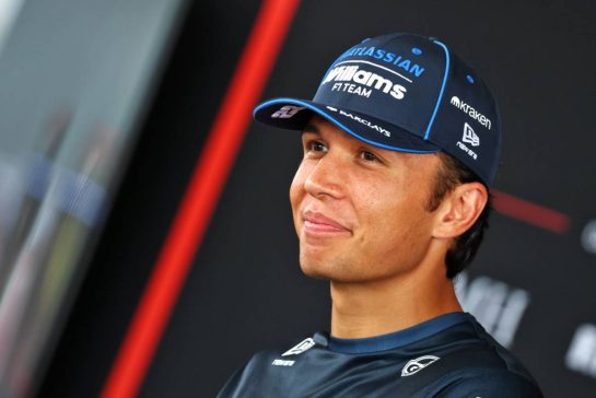 Alexander Albon (THA) Williams F1 Team.
01.10.2026. Formula 1 World Championship, Rd 16, Bahrain Grand Prix, Sepang, Malaysia, Preparations Day.
- www.xpbimages.com, EMail: requests@xpbimages.com &copy; Copyright: Bearne / XPB Images