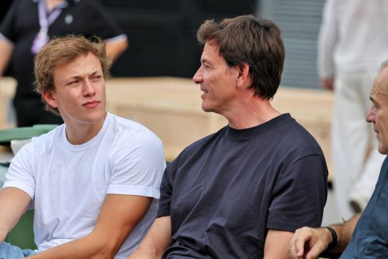 (L to R): Benedict Wolff, with his father Toto Wolff (GER) Mercedes AMG Formula One Team Shareholder and Executive Director.
01.10.2026. Formula 1 World Championship, Rd 16, Bahrain Grand Prix, Sepang, Malaysia, Preparations Day.
- www.xpbimages.com, EMail: requests@xpbimages.com &copy; Copyright: Moy / XPB Images